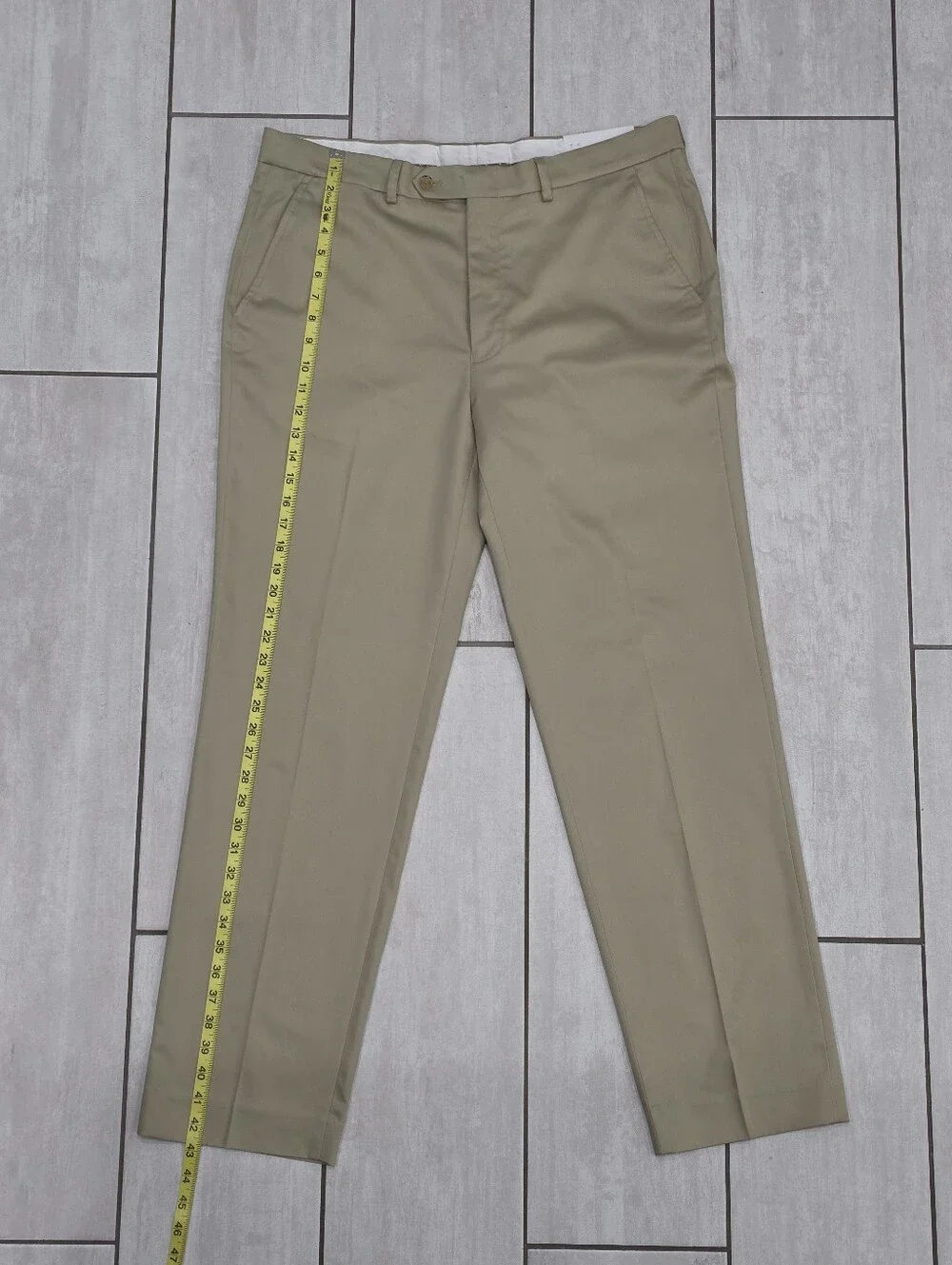 NAUTICA Men's Flat-Front Khaki Dress Pants Chinos - Tan Beige Business Casual
